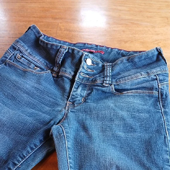 YMI Blue Skinny Jeans with Classic Style - Picture 5 of 15